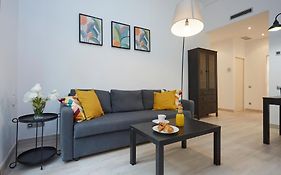 One Bedroom Flat Close To Beach
